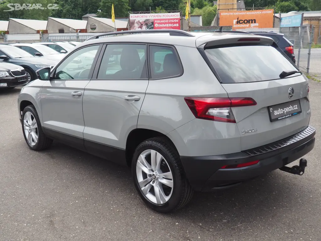 2019 Škoda Karoq 1.6 TDI, Style+ - fotka 2