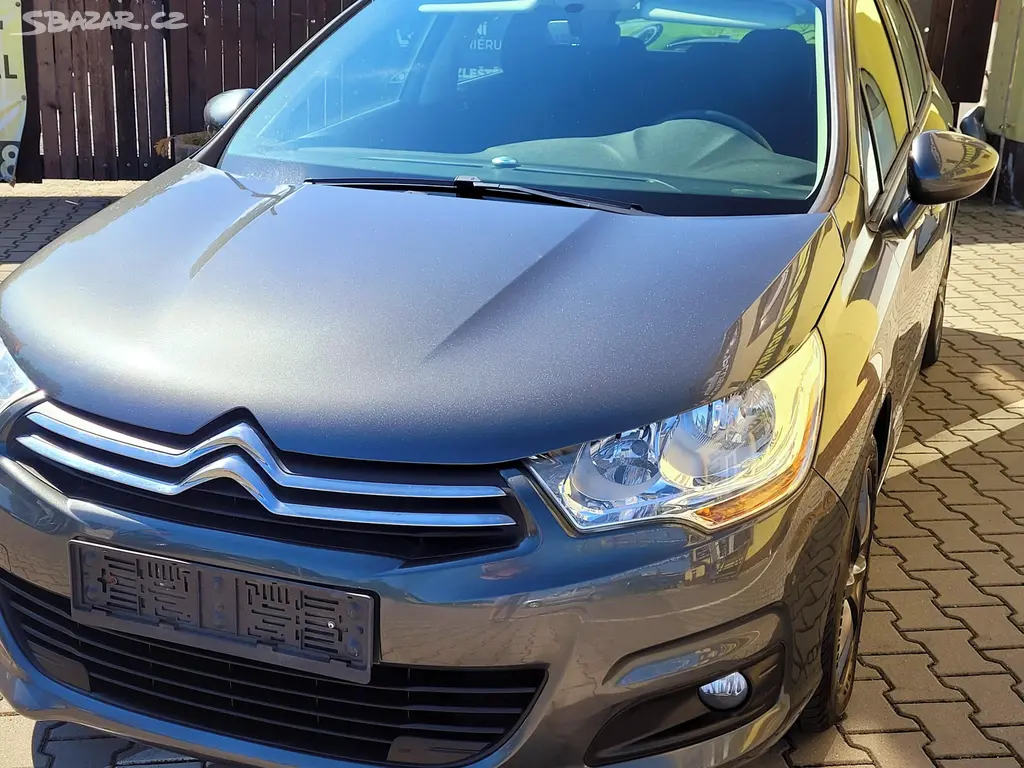 Citroën C4, 1,4 Furio 95k CZ*SERV.KNÍŽKA, 2x maj - fotka 3