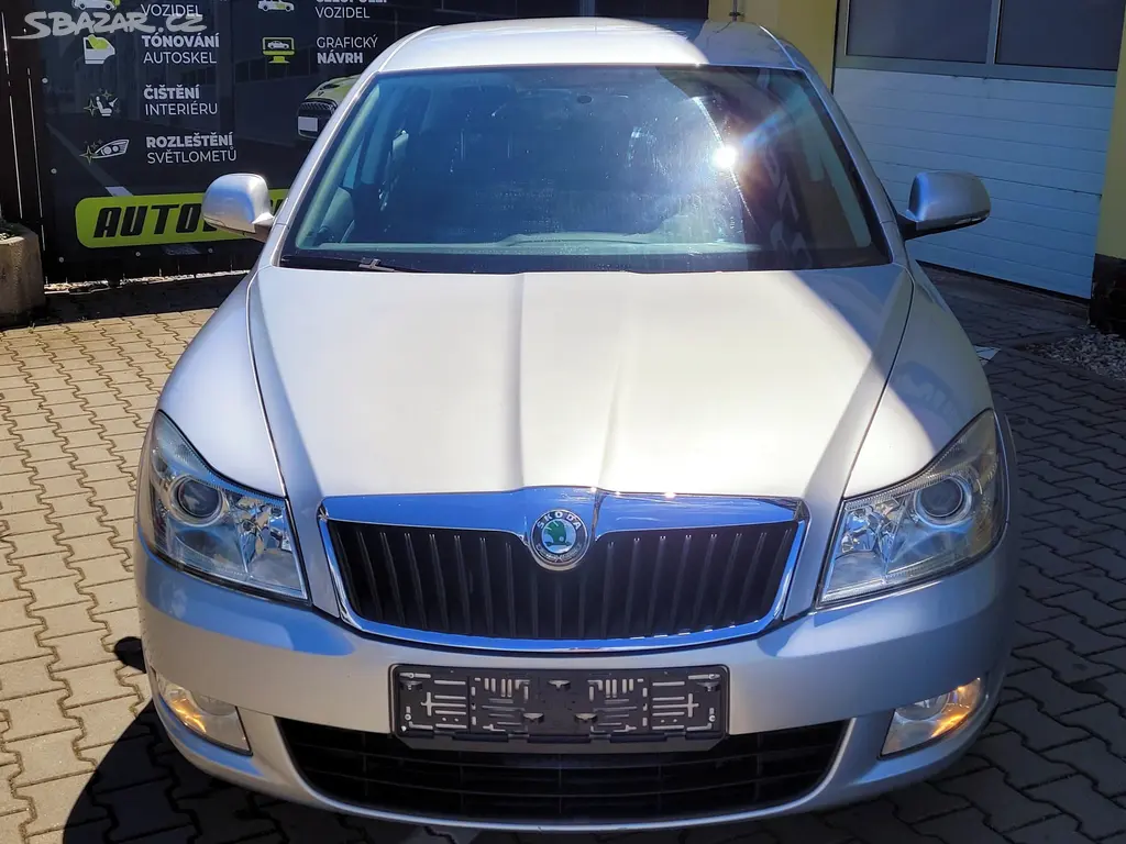 Škoda Octavia, 1,2 TSi SERV.KNÍŽKA,AUT.KLIMA - fotka 2