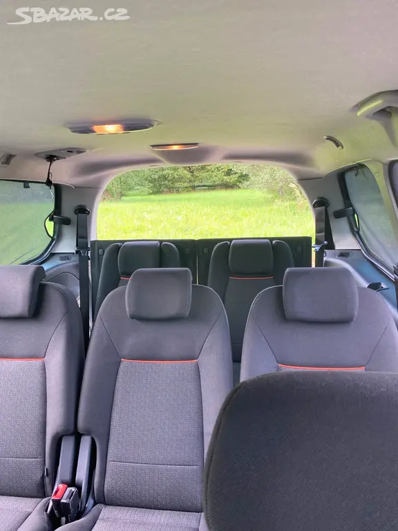 Ford Galaxy 2.0tdci 103kw - fotka 6