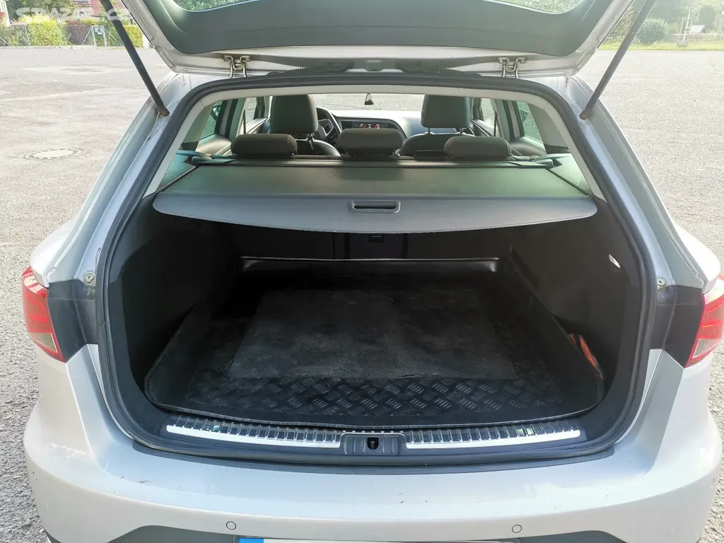 Seat Leon 5f 2.0 Tdi 110 kw Dsg - fotka 6