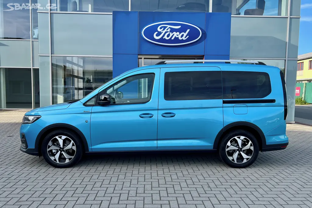 Ford Tourneo Connect, Grand 2.0 EcoBlue Active AWD - fotka 2