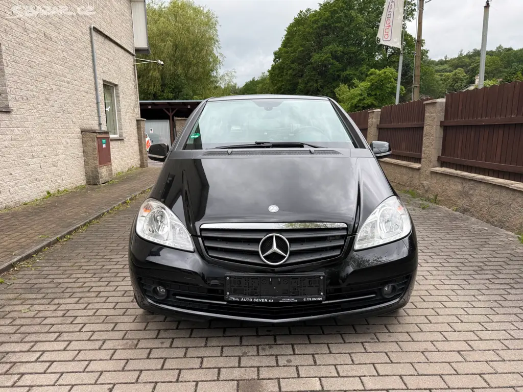 MERCEDES A 160 1.5i 70kW W169 FL 92000KM*ELEGANCE* - fotka 2