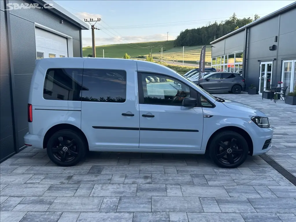 Volkswagen Caddy, 1,0 TSI 102PS Kombi Trendline - fotka 6