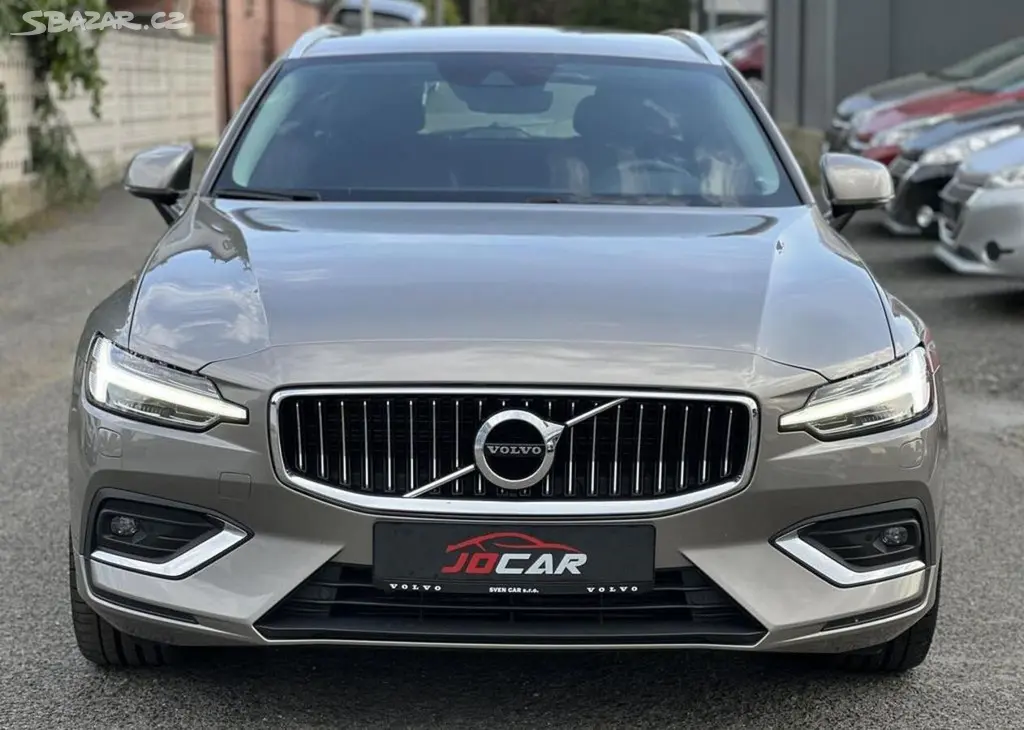 Volvo V60 2.0 D4 INSCRIPTION AUTOMAT ALU - fotka 2