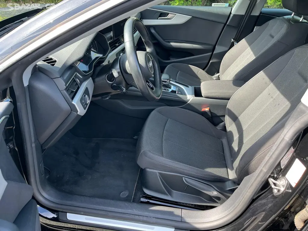 Audi A5 2.0 40 Tdi Quatro S Tronic ČR - fotka 6