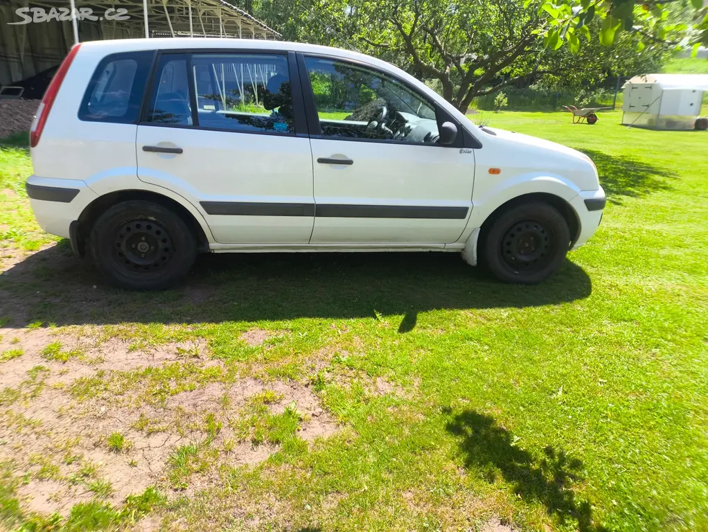 Ford fusion 1,2 - fotka 4