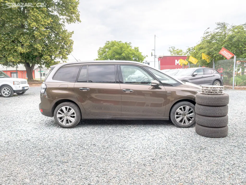 Citroën C4 Picasso 2.0HDI 110KW MAT 7sed VÝBAVA - fotka 2