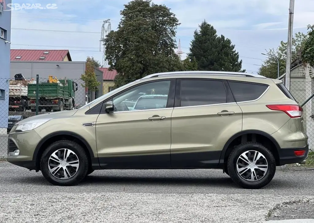Ford Kuga 2.0TDCi 4x4 KLIMA TEMPOMAT manuální - fotka 4