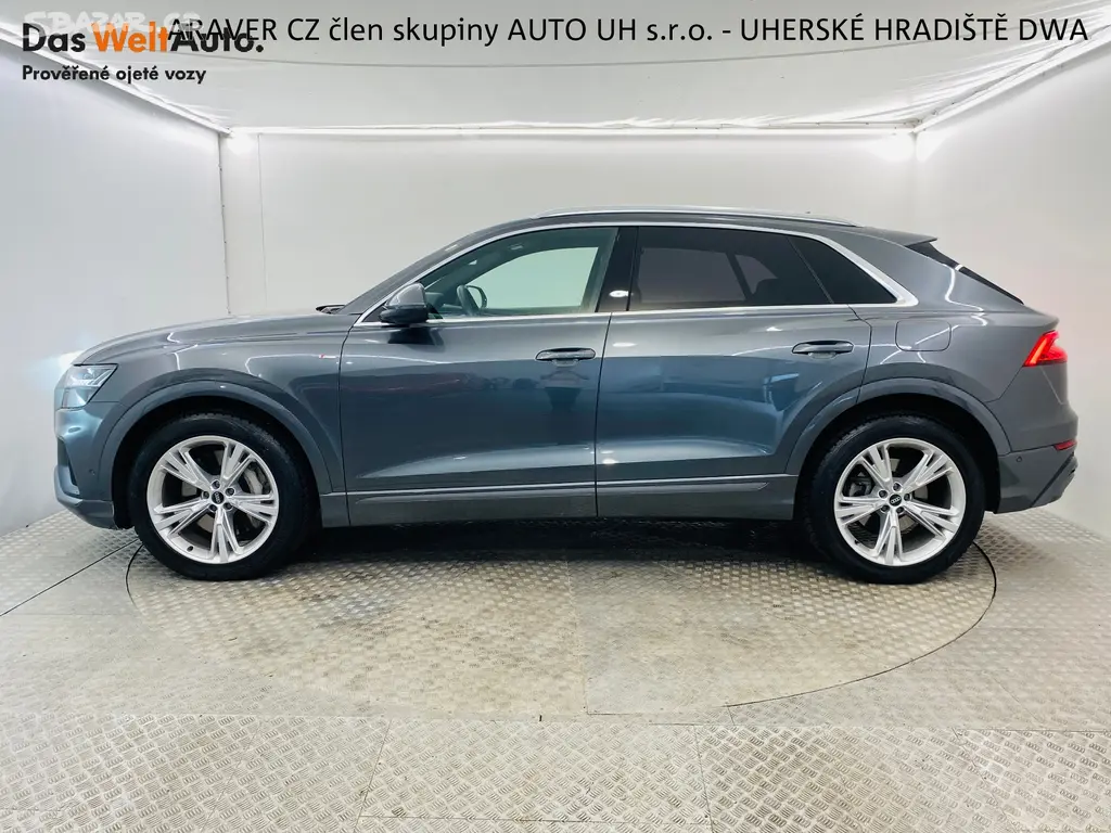 Audi Q8, 55 TFSI e Plug-in Hybrid S-lin - fotka 3