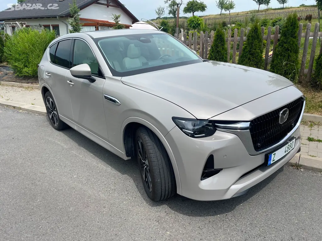 MAZDA CX60 2.5 PHEV AWD TAKUMI+ NEHAVAROVANE -DPH - fotka 3