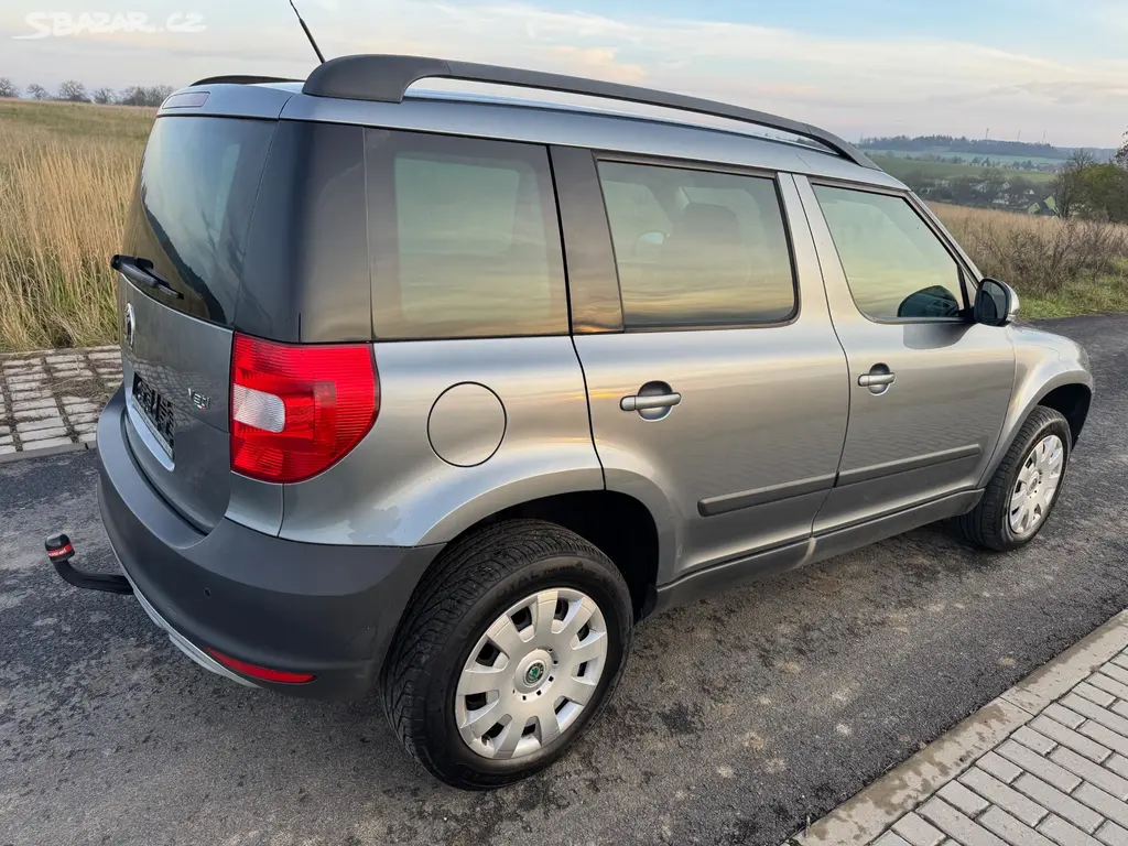 Škoda Yeti 1.2 TSI tažné couvací senzory - fotka 4