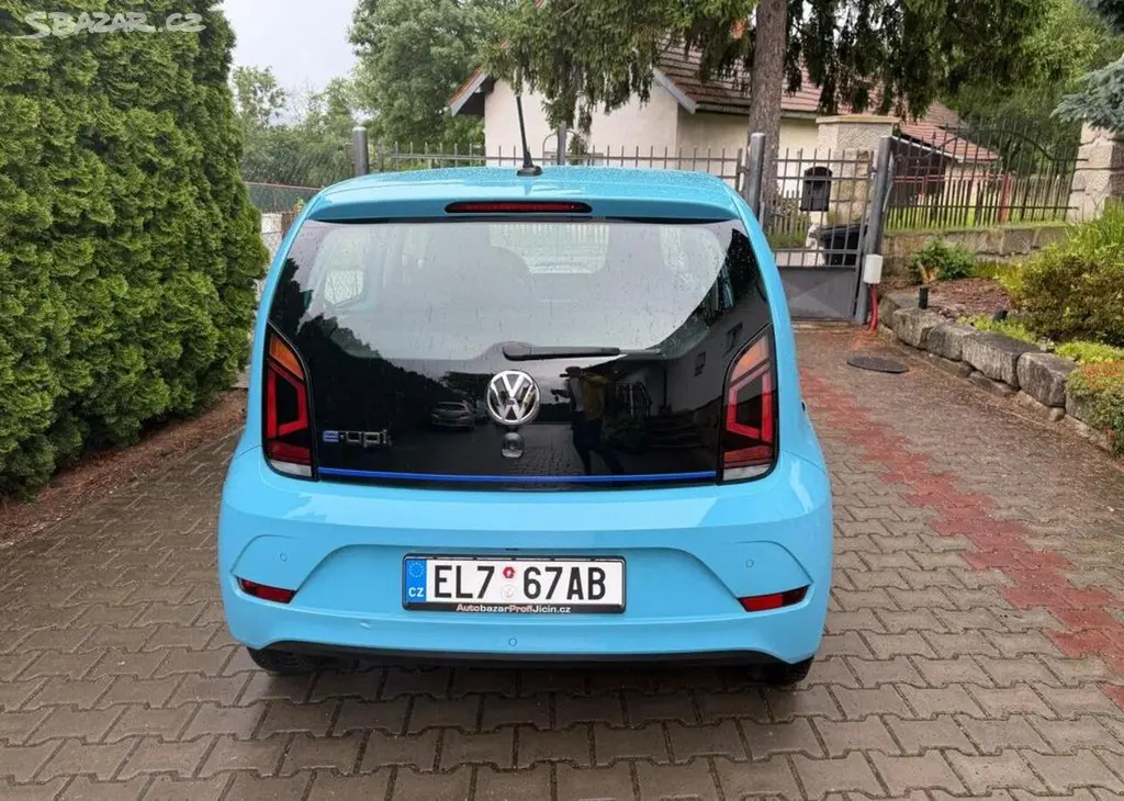 Volkswagen e-up 60 kw , serviska , Top stav - fotka 5