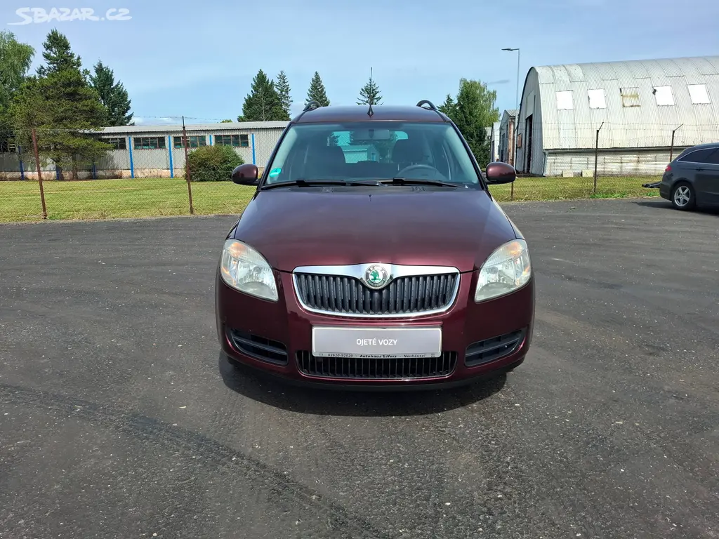 Škoda Roomster 1.4 16V 63kW,aut.klima,tažné zař. - fotka 2