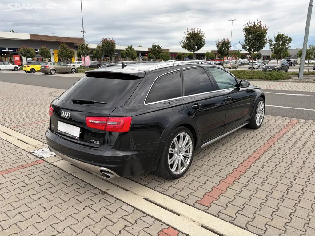 Audi A6 Allroad 3.0 TDi 230kw 4x4 TZ serviska - fotka 3