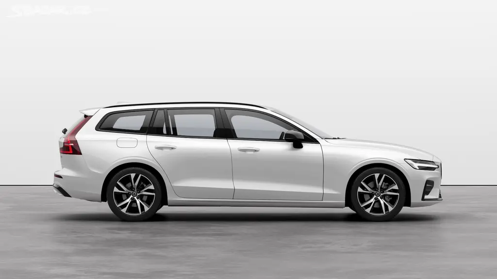 Volvo V60, B4 2.0L 197+14 HP AT7 FWD PLUS - fotka 4