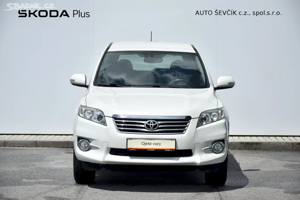 Toyota Rav4, 2.0i 116kW - fotka 3
