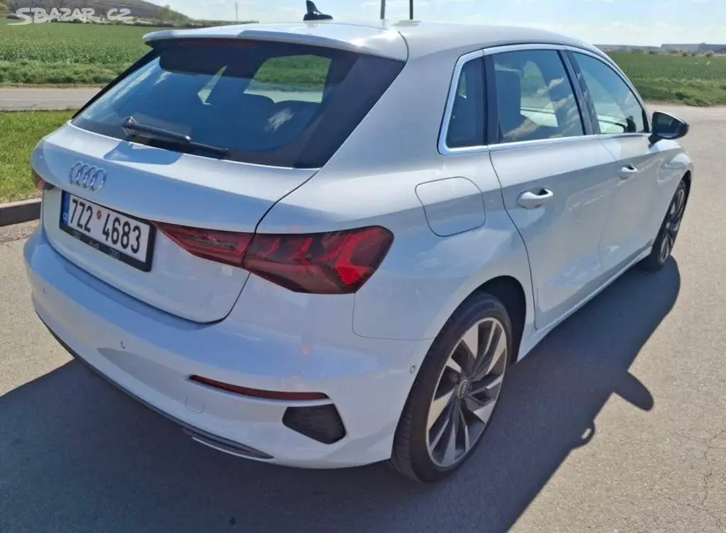 Audi A3 SPORTBACK, 2020 81kw 1.0 TFSI KLIMA S-LINE - fotka 5