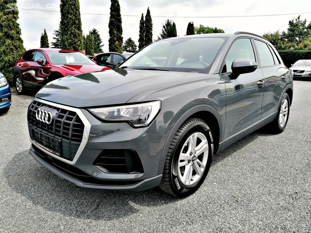 Audi Q3, 35 TFSi Manuál,Kůže,Virtual - fotka 2