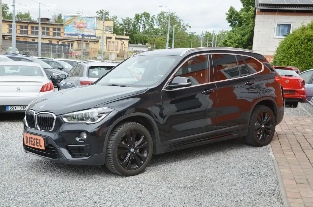 BMW X1, sDrive 18d 110kW SPORT / LED - fotka 3