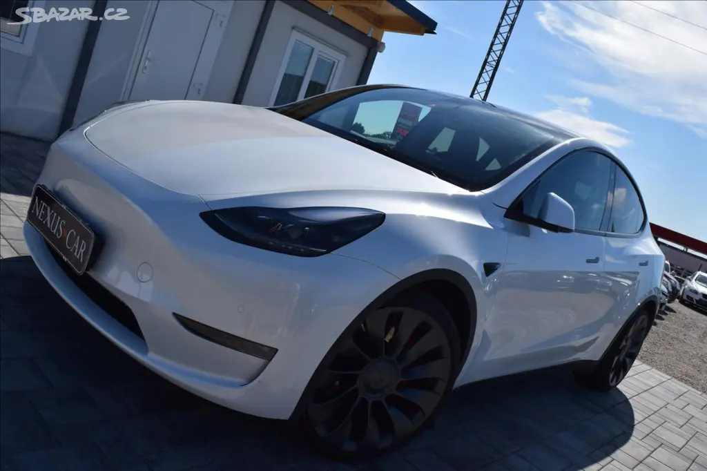 Tesla Model Y, 394KW PERFORMANCE ZÁRUKA