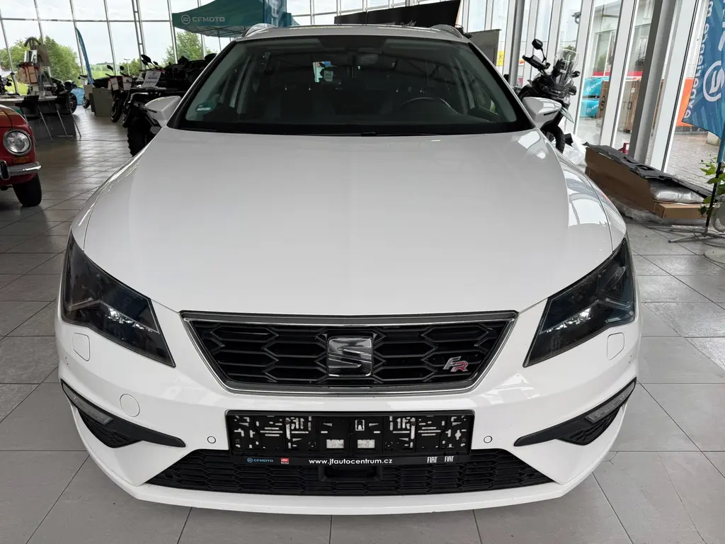 Seat Leon, FR ST 1.4 110 kW - fotka 2