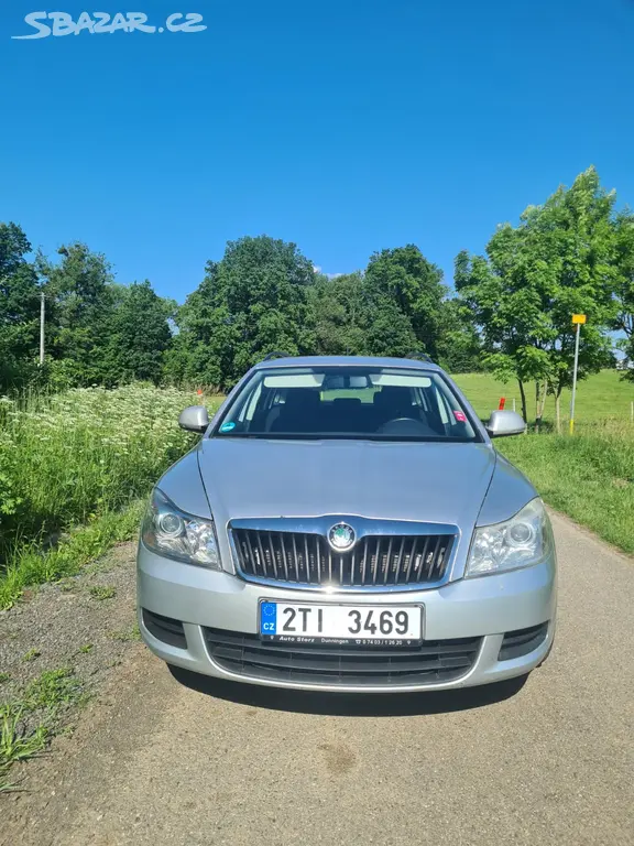 Škoda octavia II 1.6 TDI - fotka 3