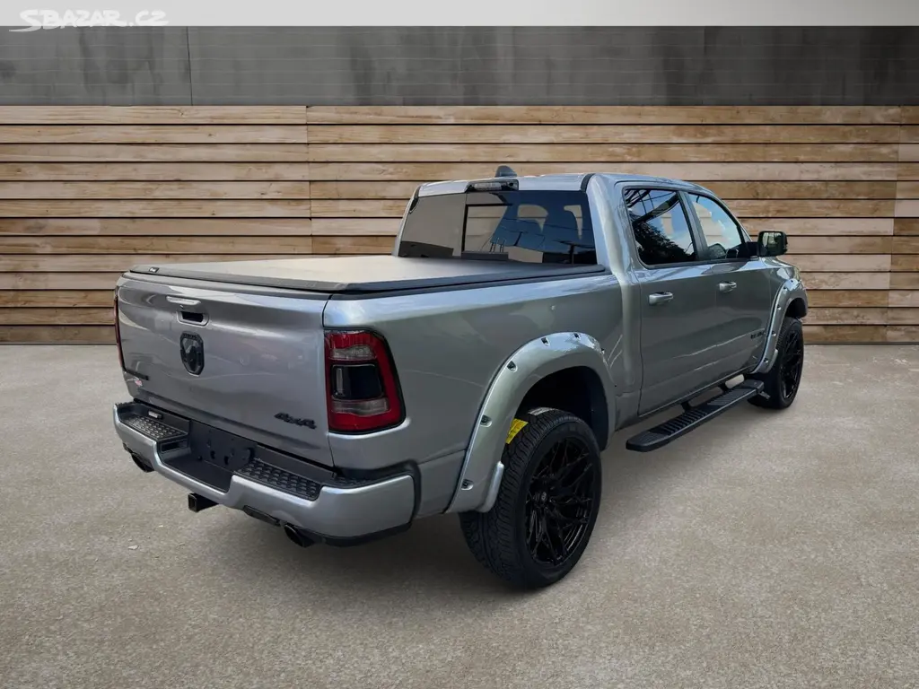 Dodge Ram, +HEMI+HEAD-UP+OFFROAD PAKET+ - fotka 3
