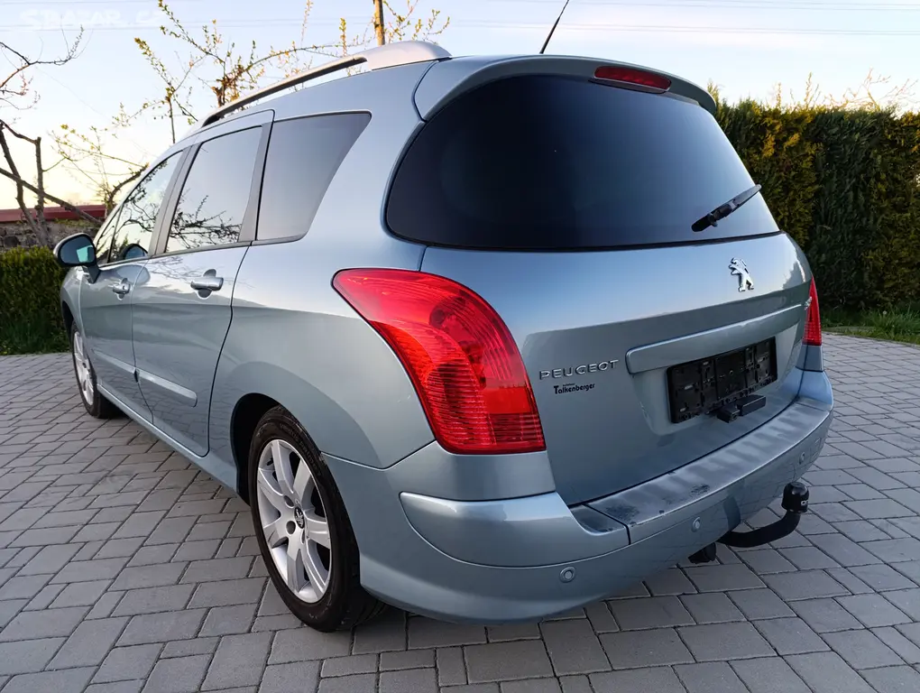 Peugeot 308 SW Family 1.6i,pěkná výbava a stav!!!! - fotka 2