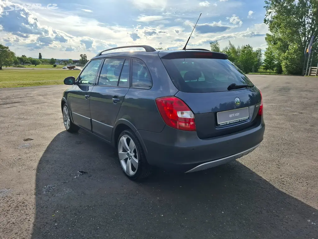 Škoda Fabia II kombi SCOUT 1.2TSi 77kW,aut.klima - fotka 6
