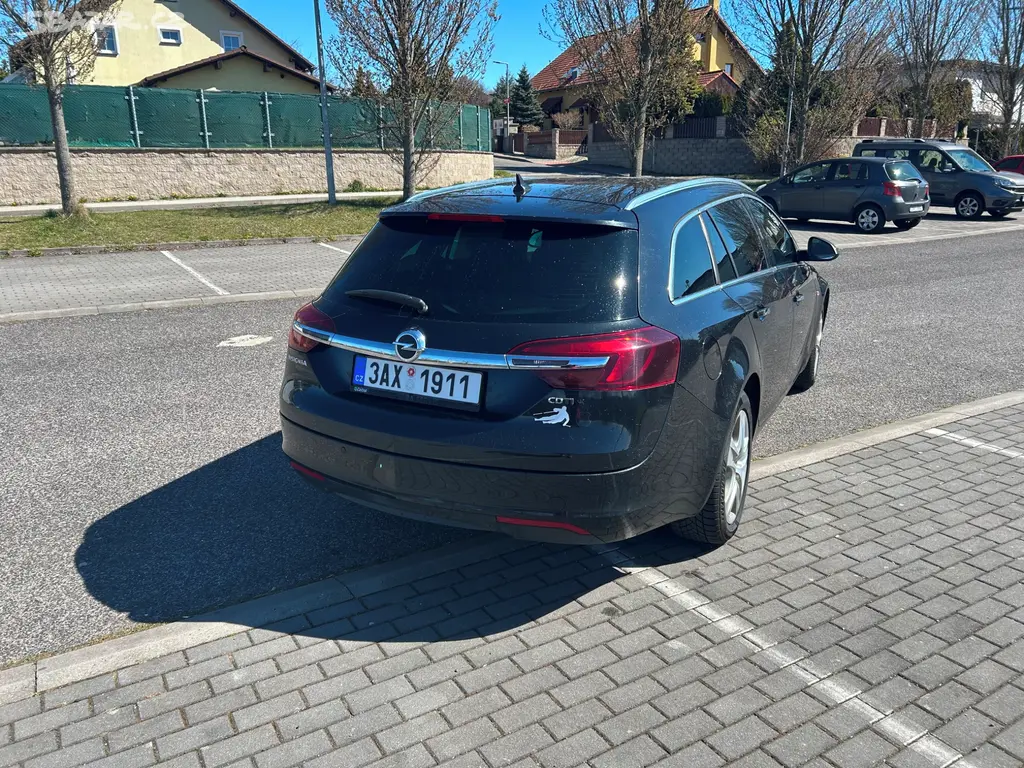 Opel insignia 4x4 - fotka 3