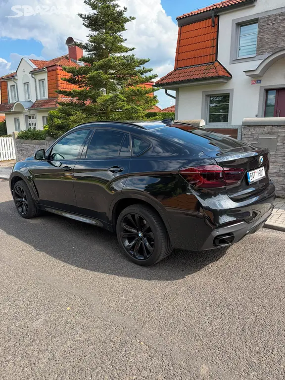 BMW X6 - fotka 4