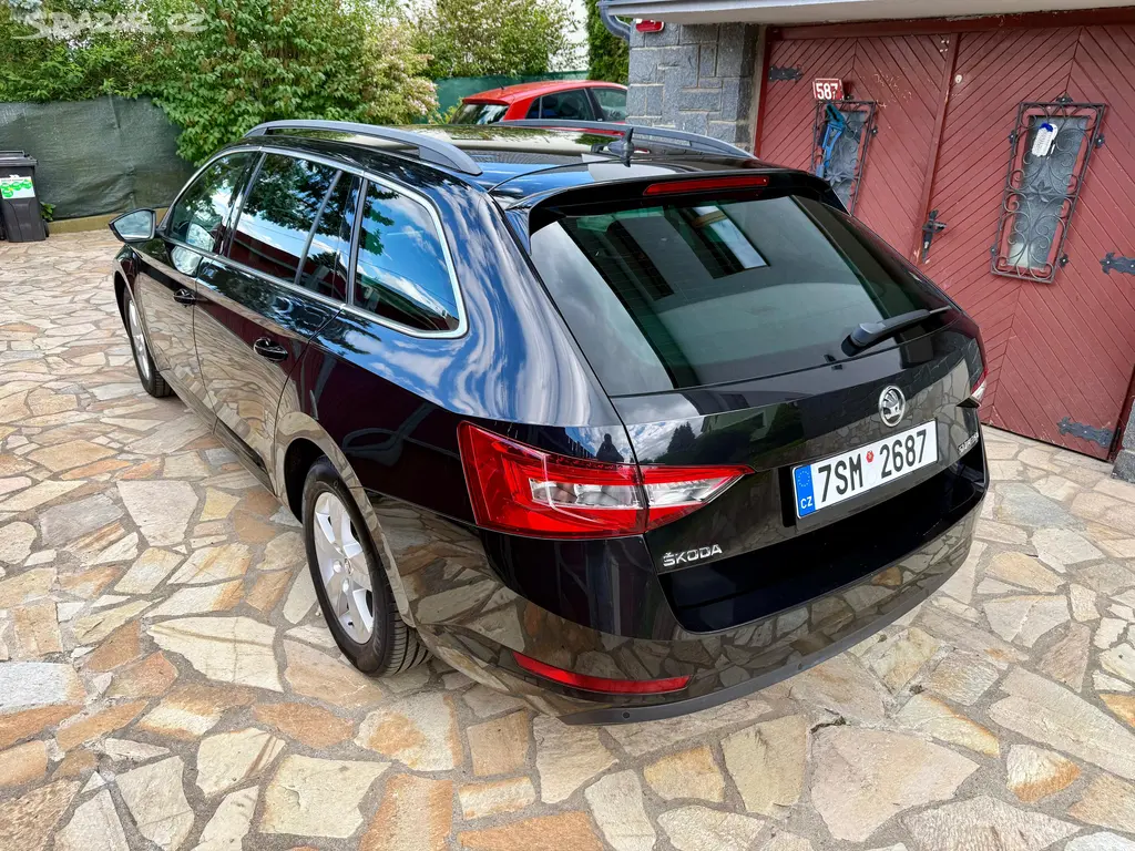 Škoda Superb, 1.5TSI DSG 110KW AMBITION PLUS - fotka 6