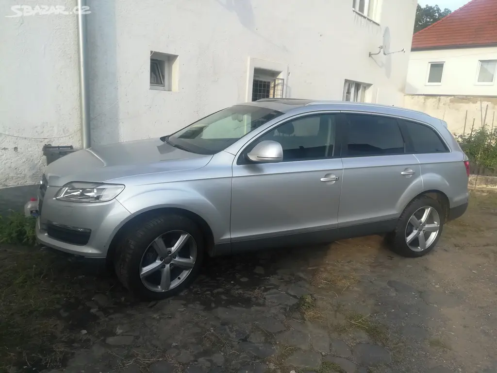 Audi Q7 - fotka 2