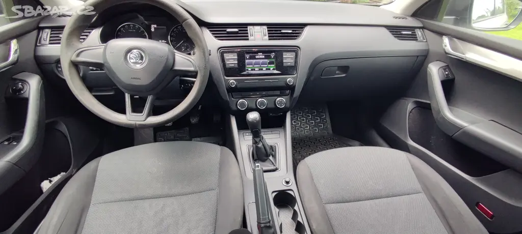 I na splátky Škoda Octavia III 1.6TDI 81kW - fotka 5