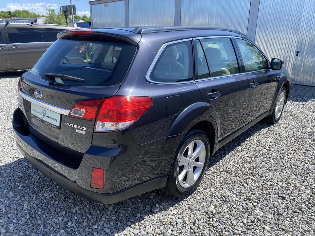 Subaru Outback 2.5i 120PS 4x4 BI-FUEL NAVI PA - fotka 4