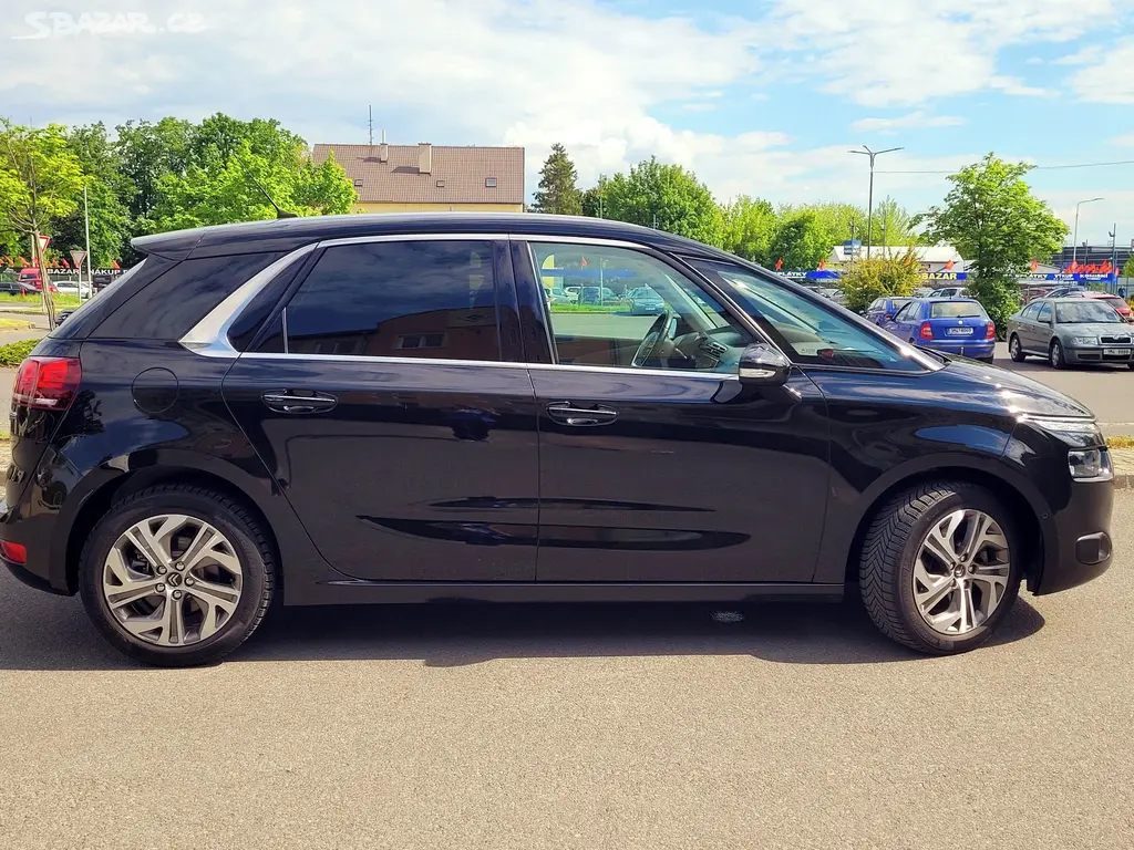 Citroën C4 Picasso 1.6 THP,2014, servisní kniha - fotka 3