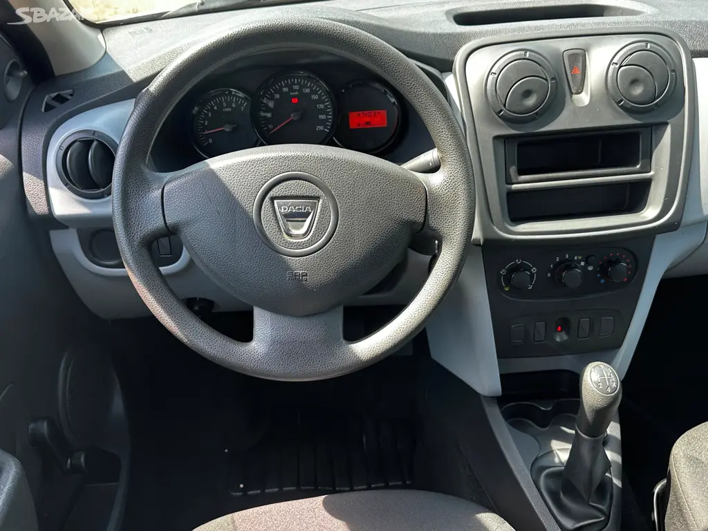 Dacia Logan MCV 1.2i 55kw, r.2014, 1.maj, 47000km - fotka 5