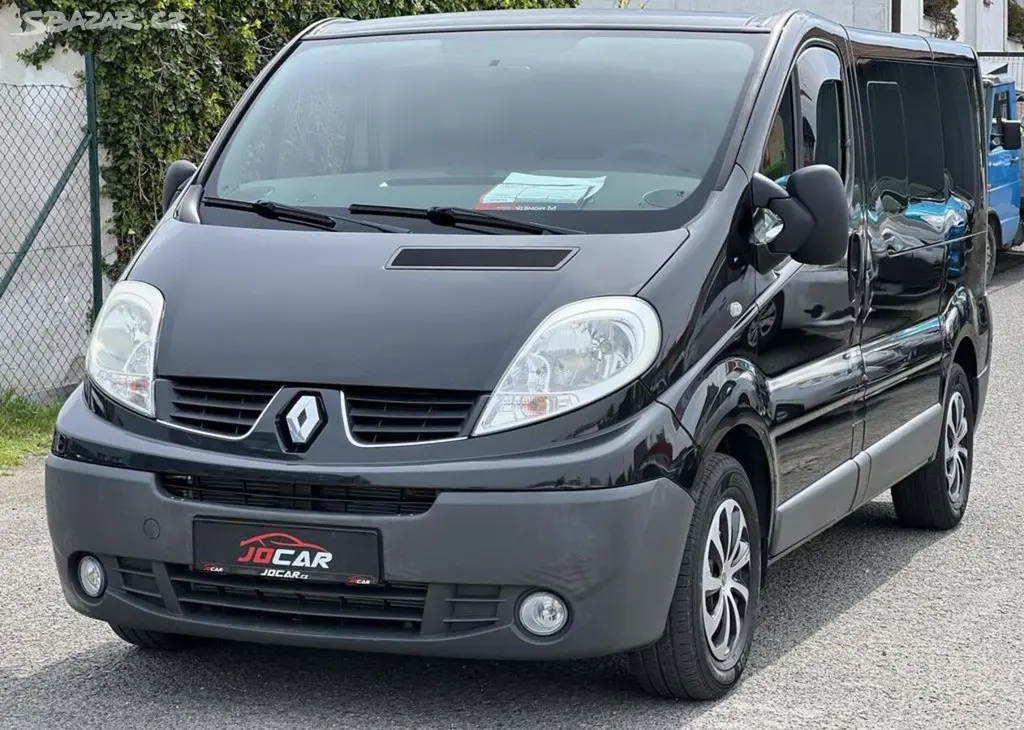 Renault Trafic 2.5DCi 8 MÍST AUTOMAT KLIMA