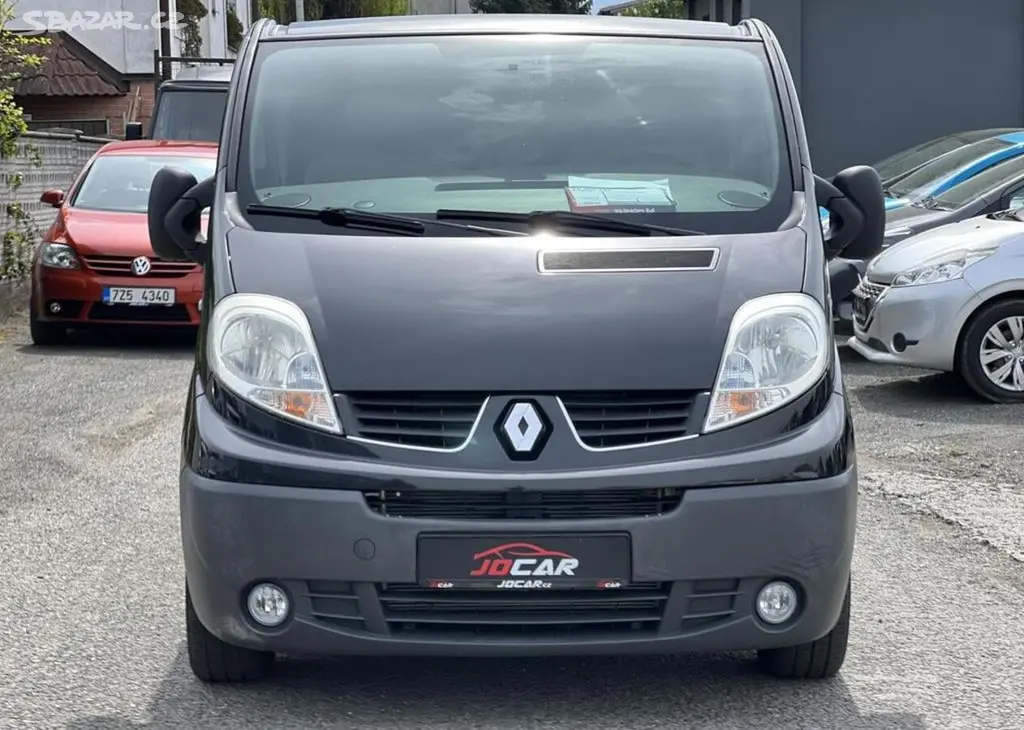 Renault Trafic 2.5DCi 8 MÍST AUTOMAT KLIMA - fotka 2
