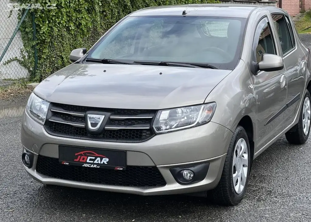 Dacia Sandero 1.2i 16v KLIMA KOUPENO V ČR manuální