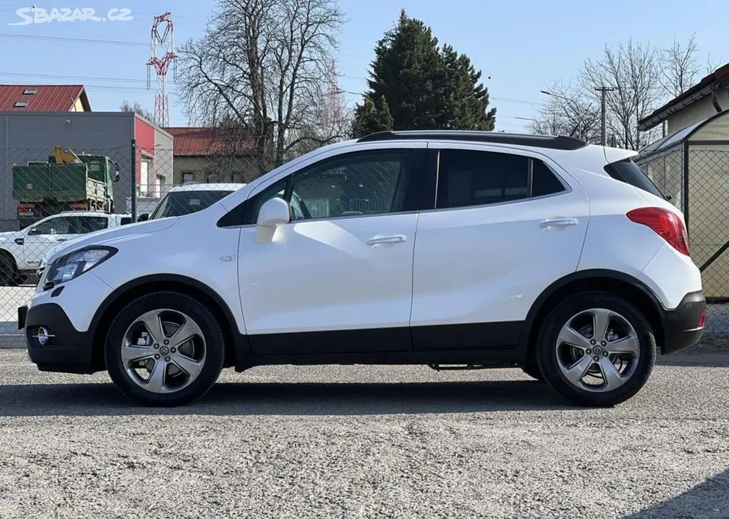 Opel Mokka 1.4T COSMO 4x4 NAVI KAMERA manuální - fotka 4