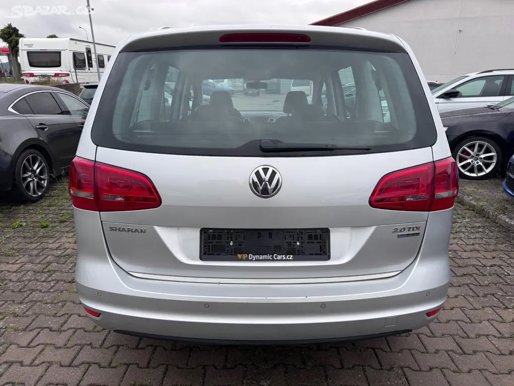 Volkswagen Sharan, 2.0 TDI Highline 125 kw 6míst - fotka 5