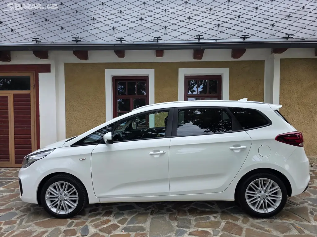 Prodám Krásnou Kia Carens 1.6 Ben - fotka 6