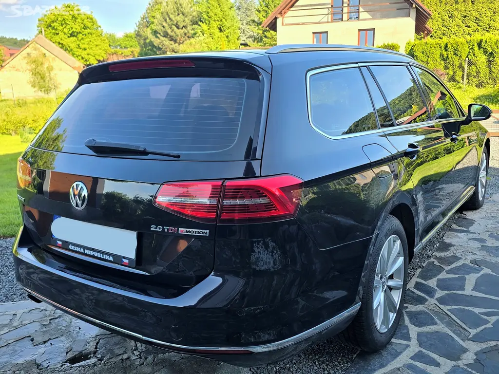VW Passat B8 2.0 TDI 140KW DSG 4motion Highline - fotka 5
