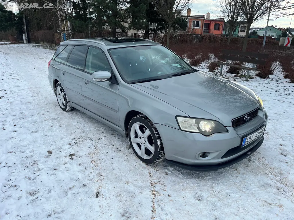 Subaru Legacy 2.0 121kW - fotka 2