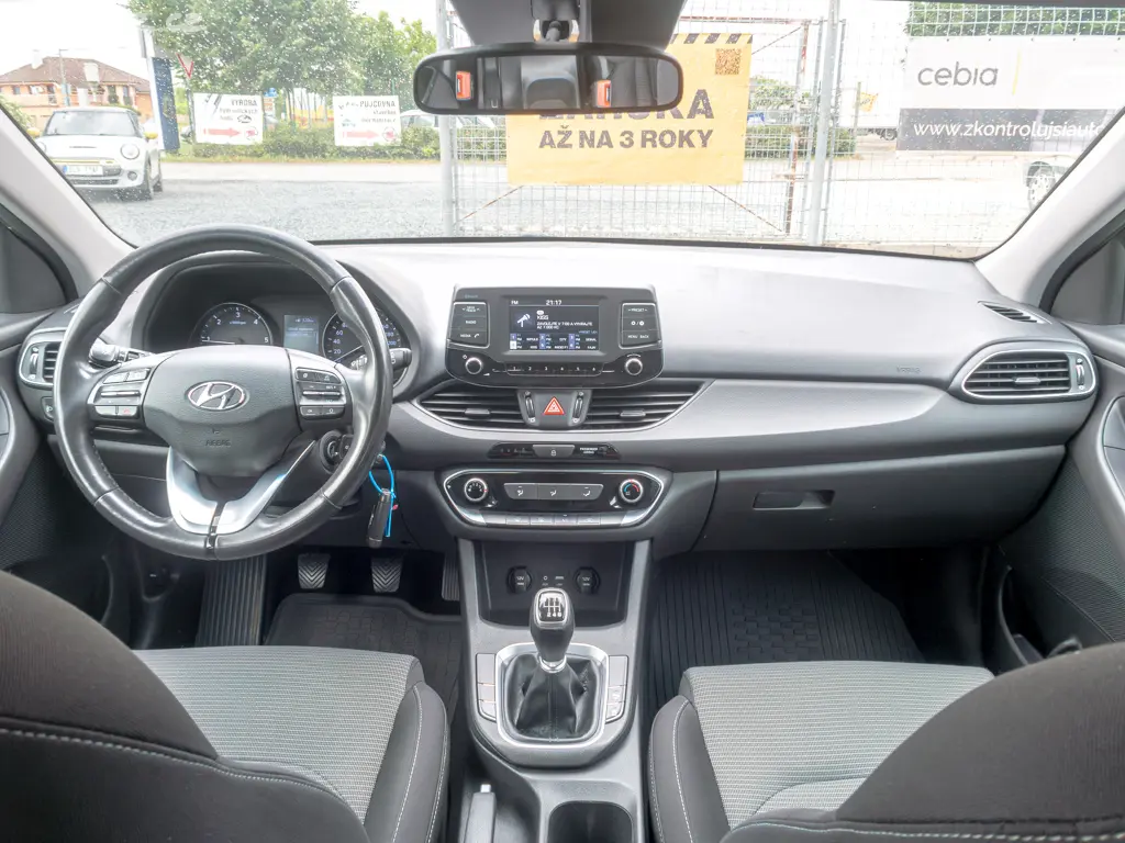 Hyundai i30 ČR 1.6D 81KW PO ROZVODECH - fotka 5