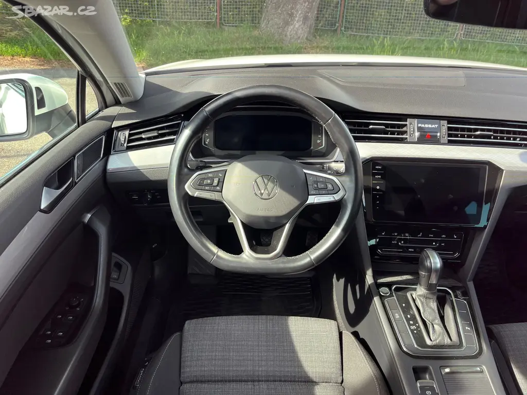 Volkswagen Passat 2,0 TDi DSG DPH Webasto, Kamera - fotka 5