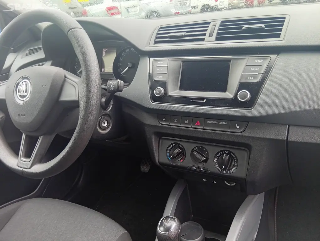 Škoda Fabia 1,0 TSI benzín 70Kw-TK do 5/2028 - fotka 6