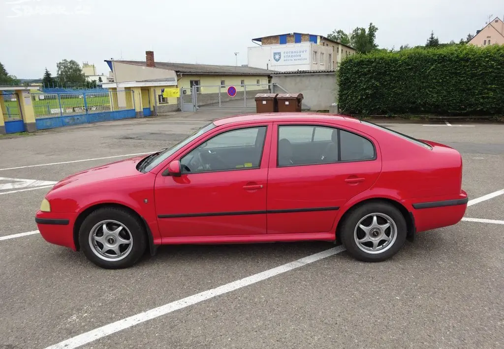 Škoda Octavia 1.6i r.v.2009 (75 kw) Koupeno v ČR - fotka 2